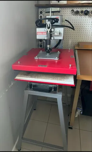 Prensa térmica de gaveta para sublimação 40x50cm teflonada
