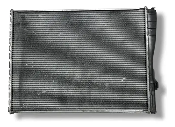 Radiador Sem Uma Caixa Bmw X1 2.0 N46 2010 2011 2012 2013