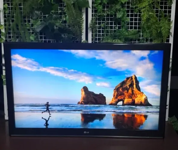 TV LCD 42" Full HD