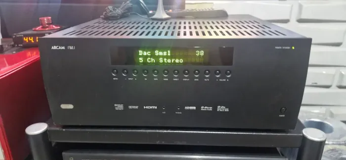 Receiver Arcam AVR-FMJ 380