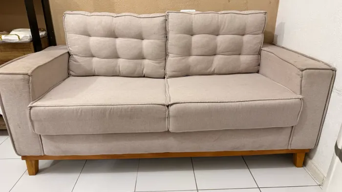 Vende-se sofa 2 lugares, muito confortável
