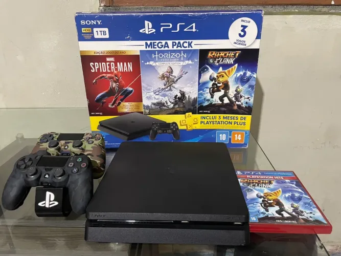 VENDO: PLAYSTATION 4 novinho