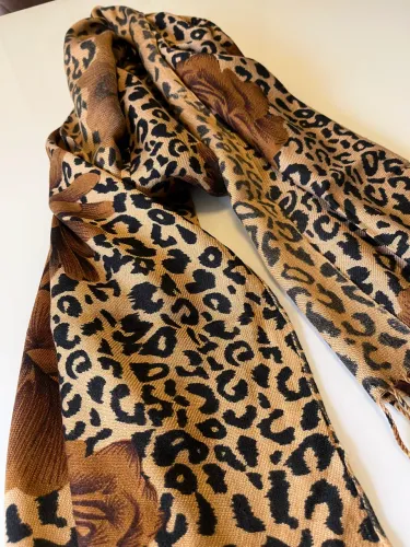 Encharpe Animal Print Novo