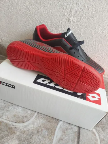 Chuteira Lotto futsal nova n 39