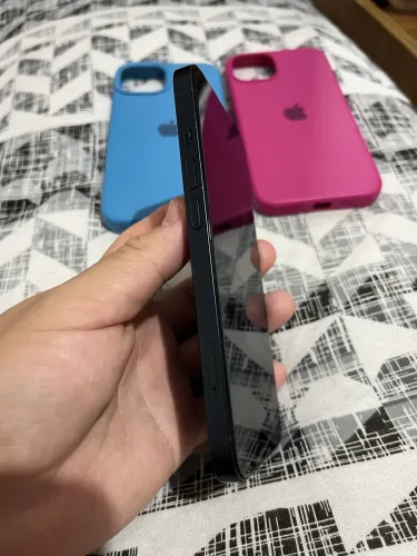 V/T IPhone 13 128gb