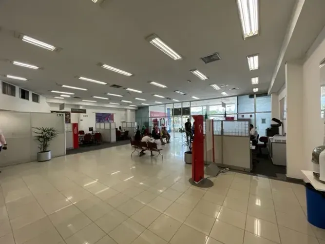 PRÉDIO PARA LOCAÇÃO NA BARROS REIS - 500M² COM PÉ DIREITO DUPLO