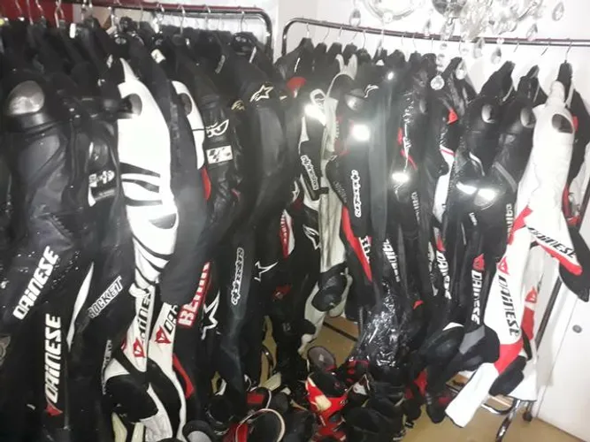 Macacao dainese alpinestars