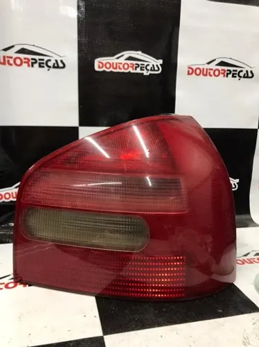 Lanterna Traseira Esquerda Audi A3 8l0945095a