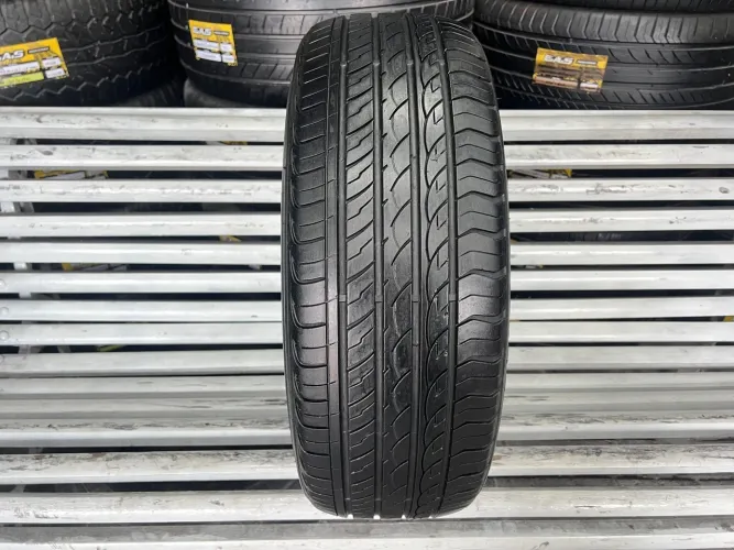 Pneu 215/60/16 Sunitrac Focus 9000 R$249,00 / Pneu 215/60R16