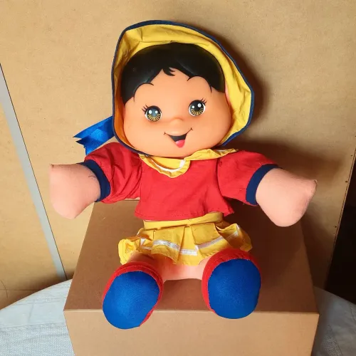 brinquedo - boneca Magali mangá baby Multibrink (usado)