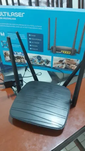 roteador e repetidor multilaser