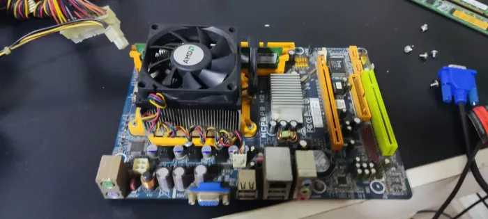 Kit Placa Mãe, Processador e Memória