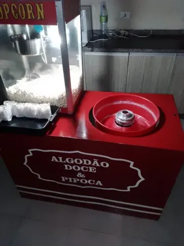 LOCAÇÕES DE BRINQUEDOS E ALGODÃO DOCE E PIPOCA 