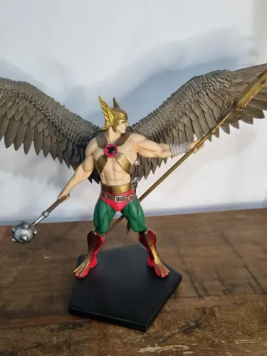 Estátua Hawkman Iron Studios