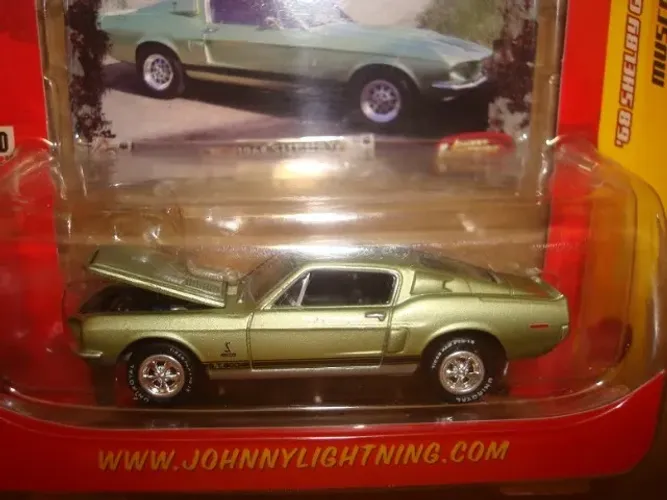 Johnny Lightning - Muscle Cars - Shelby GT500 1968 Limited Edition Hot Wheels
