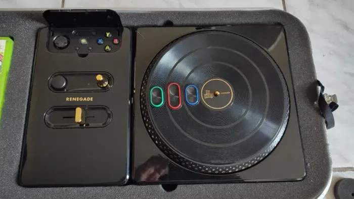 Xbox360 Dj Hero Renegade Edition