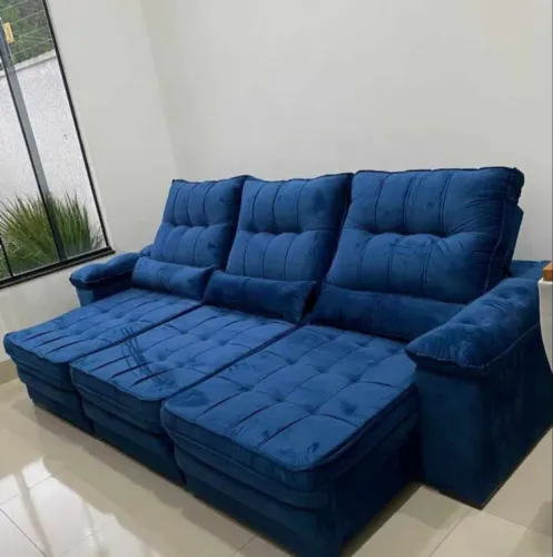 Sofa 3 lugares bastante espaço e conforto