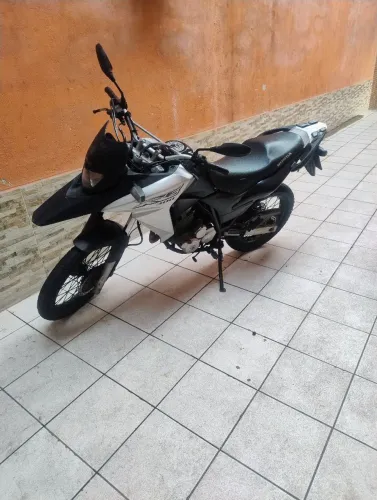 Moto XRE 300