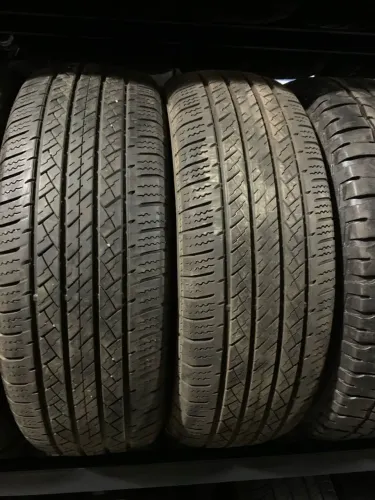 Pneu trazano 245/70/16 85 % Vida util.