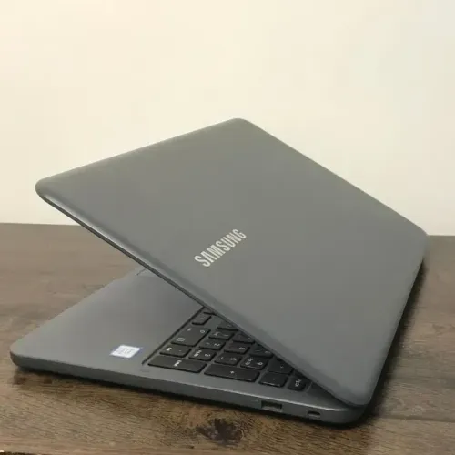 notebook core i3  com  6 giga de ram  ssd de 128 giga garantia de 90 dias zap *