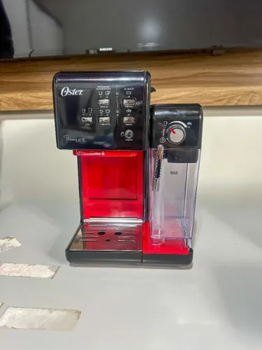 Cafeteira Oster PrimaLatte II