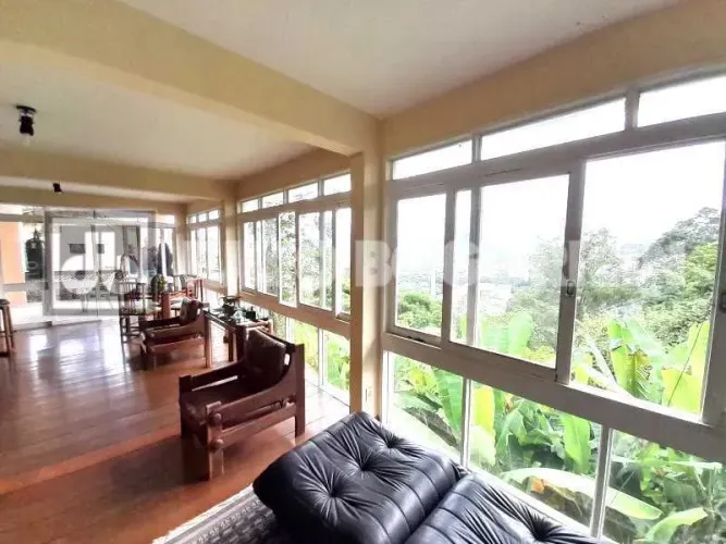 Casa em Condomínio - Tríplex / Residencial / Village das Pedras / Itanhangá