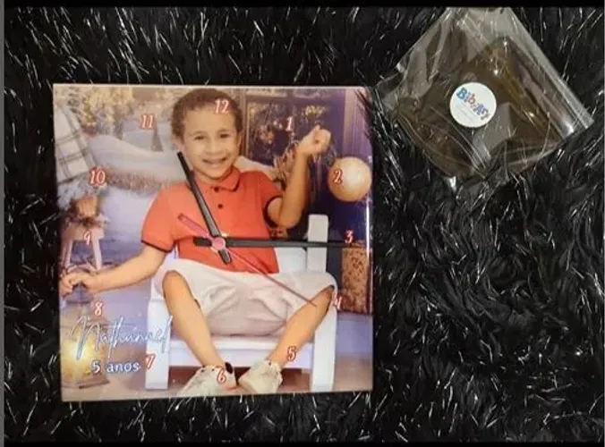 Relogio Personalizado com ou sem foto - tamanho 20x20