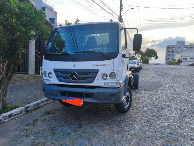 Vendo Accelo muito novo