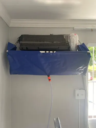 Limpeza e higienização de ar-condicionado 