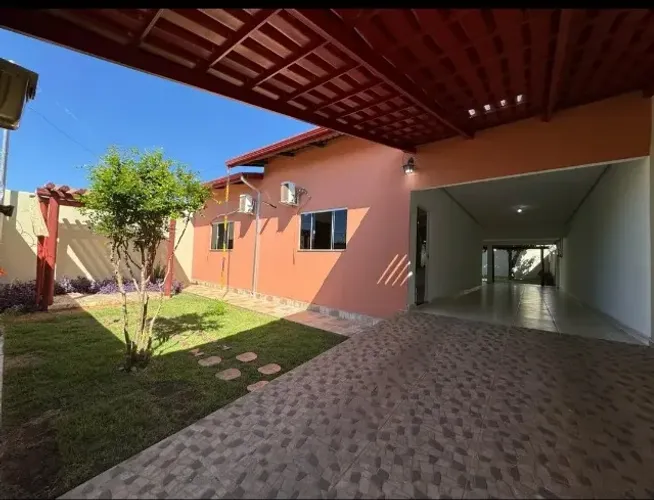 CASA À VENDA EM URUAÇU/GO - 3 QUARTOS | ENERGIA SOLAR | PRONTA PARA MORAR | FINANCIA