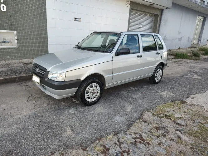 Fiat Uno Mille 2013 impecável, difícil achar igual 