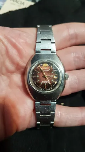 Relógio Orient (corda manual), 21 jewels com vidro facetado, funcionando