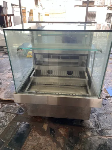 Expositor frio para sobremesas