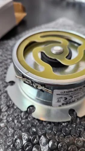 Shaker Transdutor Tátil (tipo ButtKicker) 100W