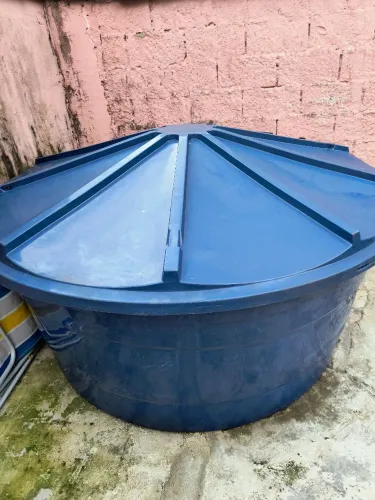 Caixa de agua 500 LT seminova