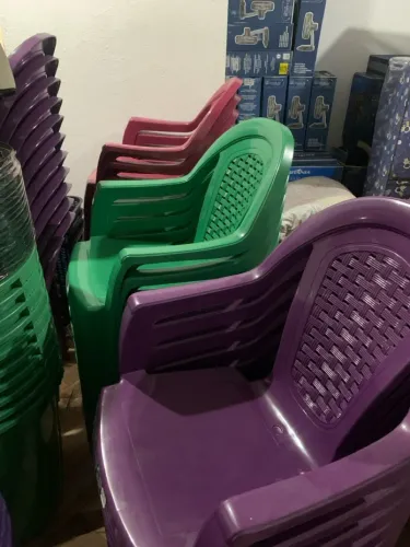 Cadeira de plástico