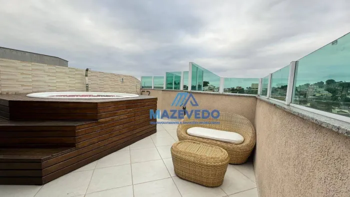 Cobertura com 2 dormitórios à venda, 190 m² por R$ 680.000,00 - Caonze - Nova Iguaçu/RJ