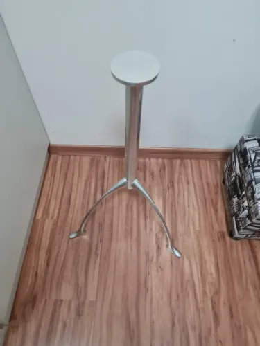 Base Inox para mesa de canto pés galinha novo para colocar vidro -R$250,00