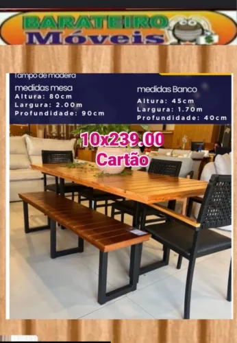 Mesa de madeira com banco