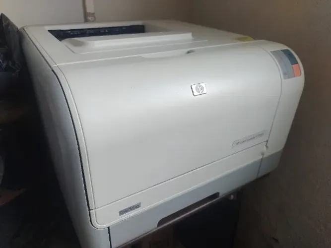 Impressora HP Color LaserJet CP1215
