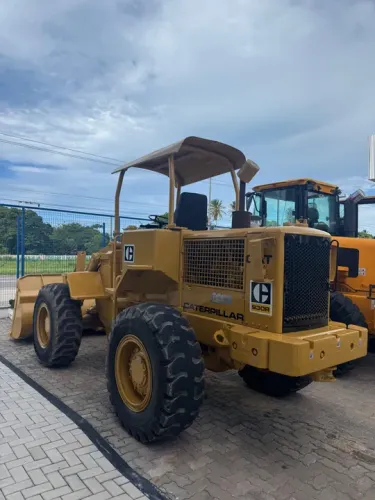 Pá Carregadeira CAT 930R 