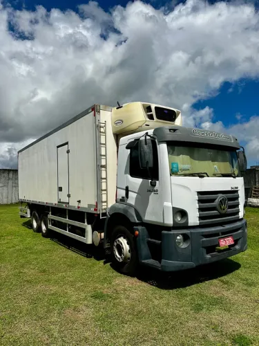 VW 24280 6x2 Constellation Prime Ano 2018 baú refrigerado, frigorífico 