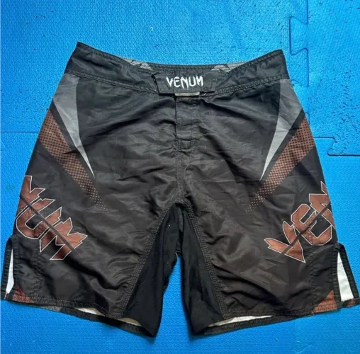 Bermuda venum nogi marrom