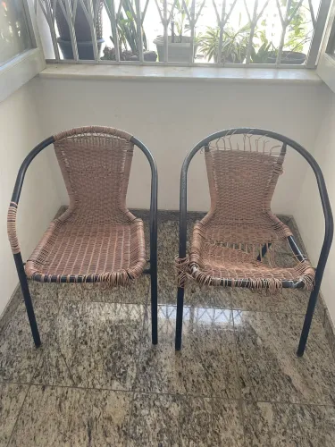 Cadeiras - estrutura ( para reformar) 