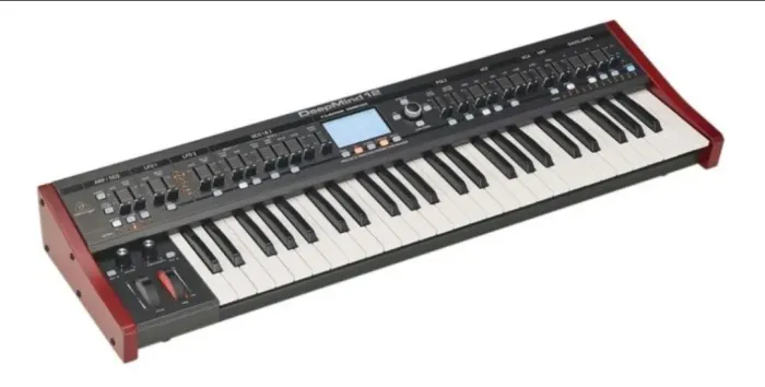 Sintetizador teclado Behringer Deepmind 12