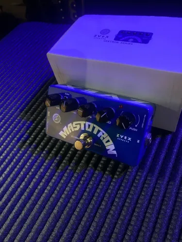 Pedal Mastroton ZVEX Effects Fuzz
