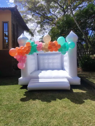 Castelinho inflável