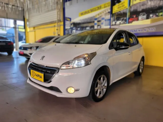 Peugeot 208 Allure 1.5 Flex 8V 5P 2014