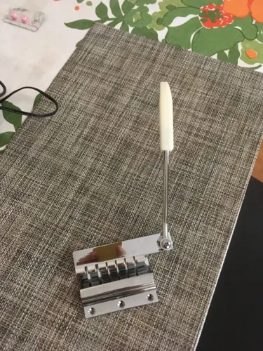 Tremolo Bridge para SG 