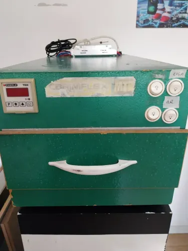 Maquina de fazer carimbo